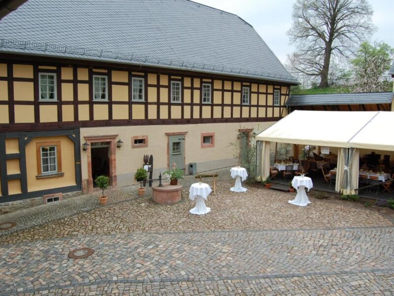 denkmalhof-schlagwitz-waldenburg-saxony-photo-1